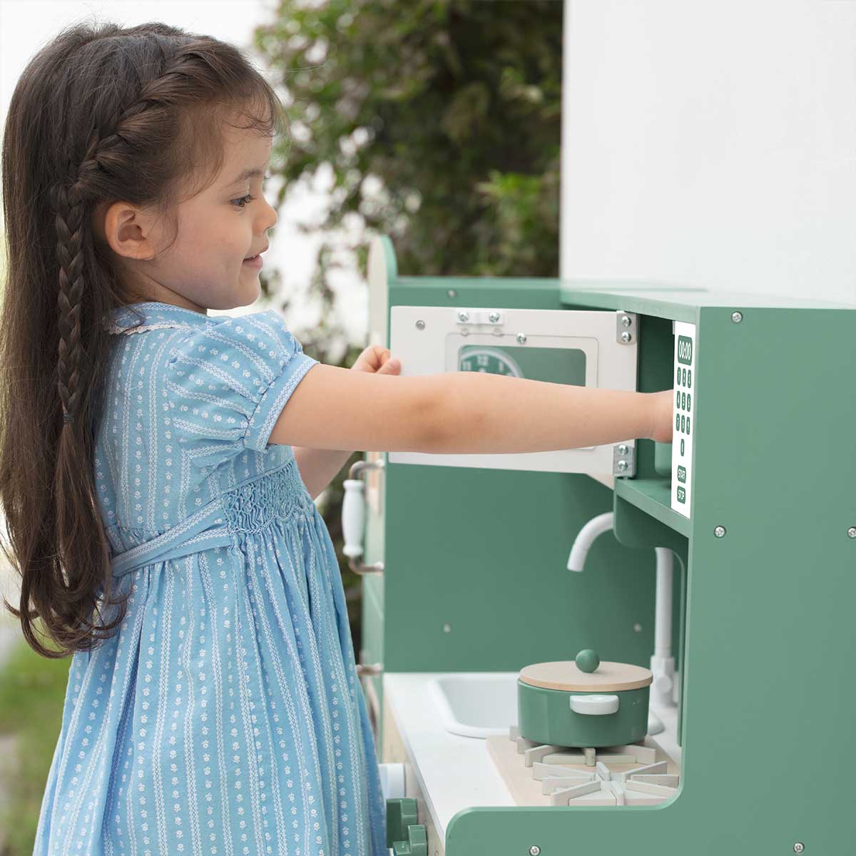 Classic World Vintage Kids Kitchen
