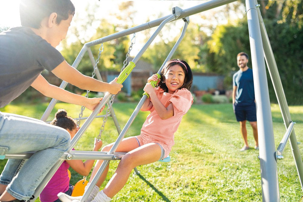 Intex Swing and Glide Two Feature Set
