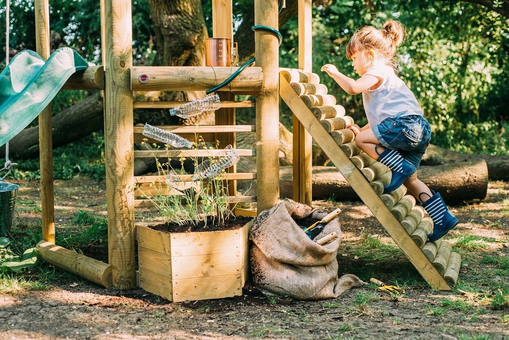 Plum® Play Discovery Kids Woodland Treehouse