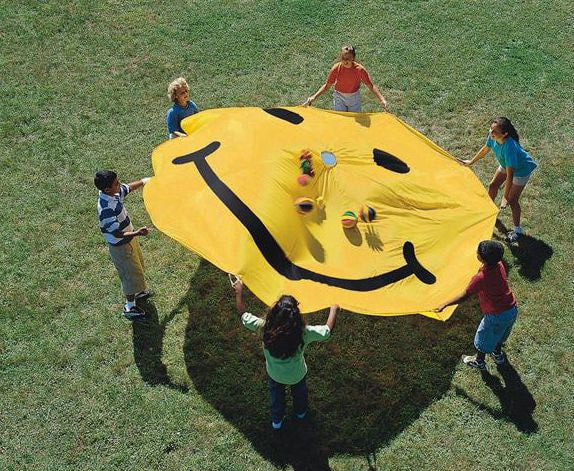 3.6m Smiley Face Parachute
