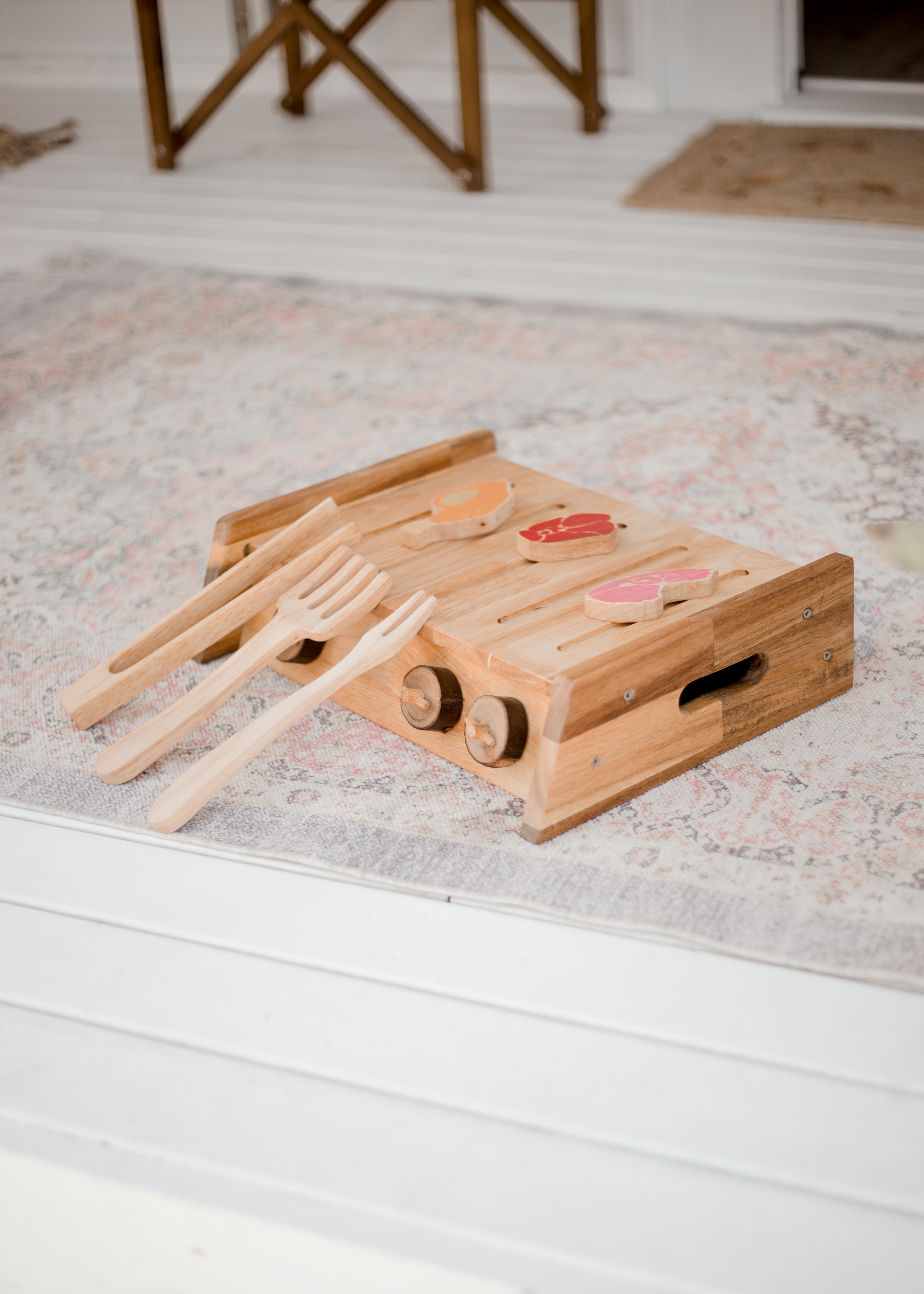 Outdoor Wooden Kids Portable BBQ Set
