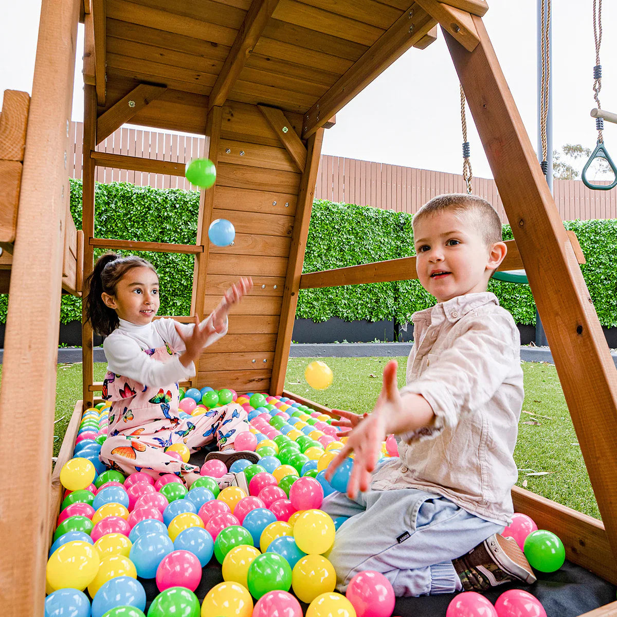 Lifespan Kids Birmingham Play Centre & Swing Set