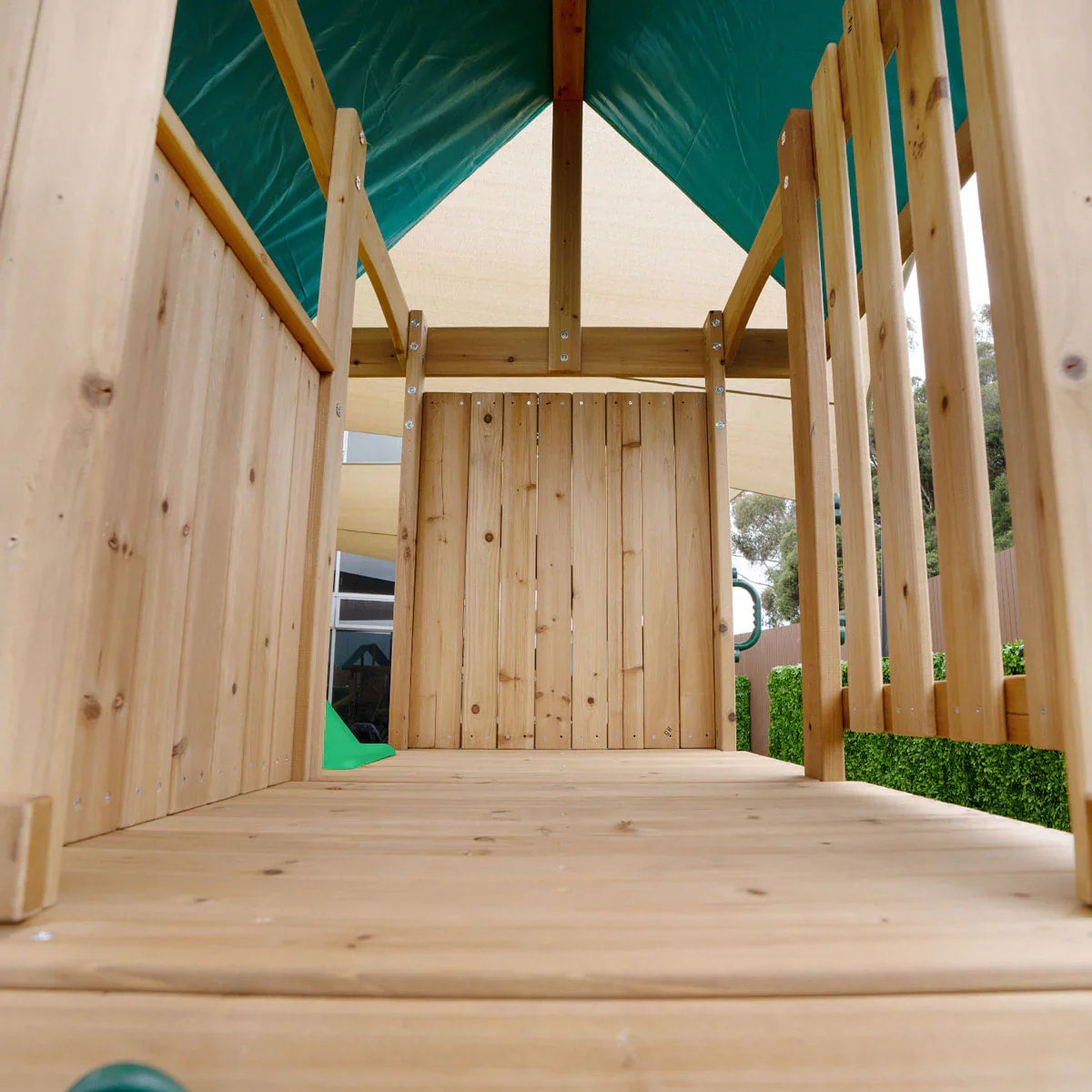 Lifespan Kids Carindale Play Centre & Swing Set