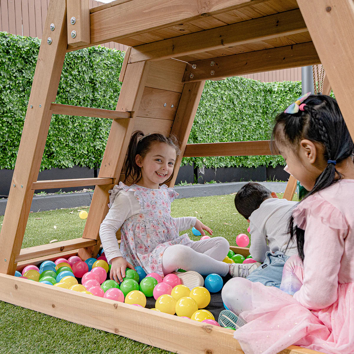 Lifespan Kids Greenvale Play Centre & Swing Set