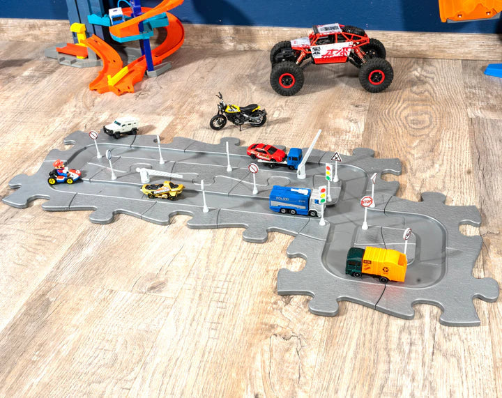 Muffik Magnetic Pretend Play Set